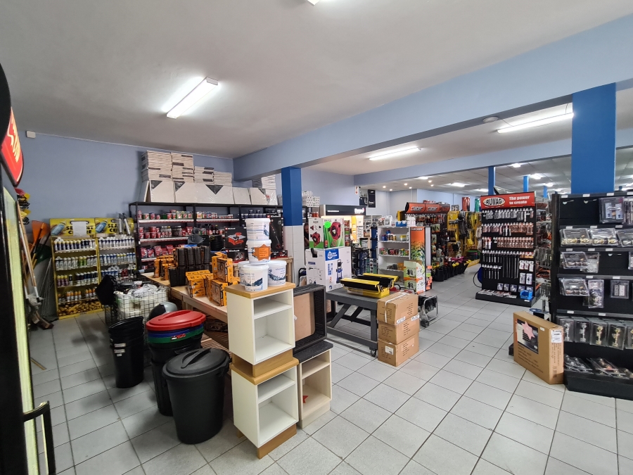 To Let commercial Property for Rent in East Bank Eastern Cape